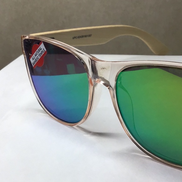 Women’s crystal pink sunglasses with bamboo Temple - Picture 3 of 4